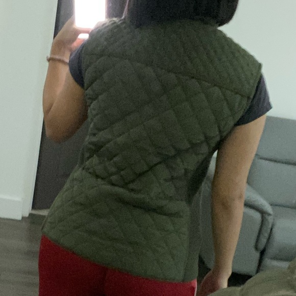 Olive Vest - Picture 5 of 5